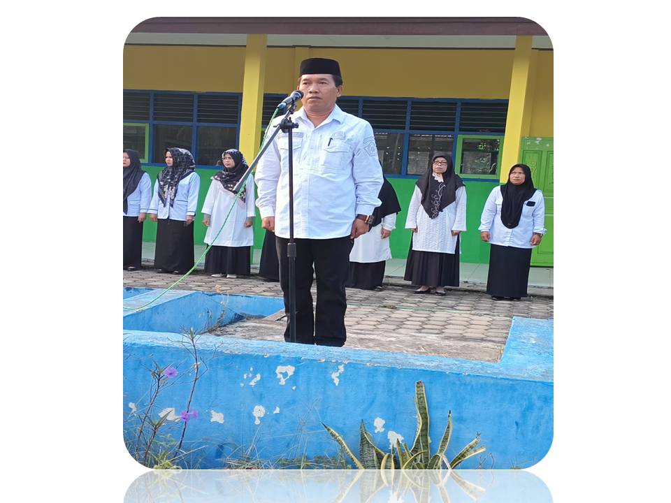 Kepala MAN 2 Batang Hari Ingatkan Siswa Pada Upacara Perdana di Tahun Ajaran Baru