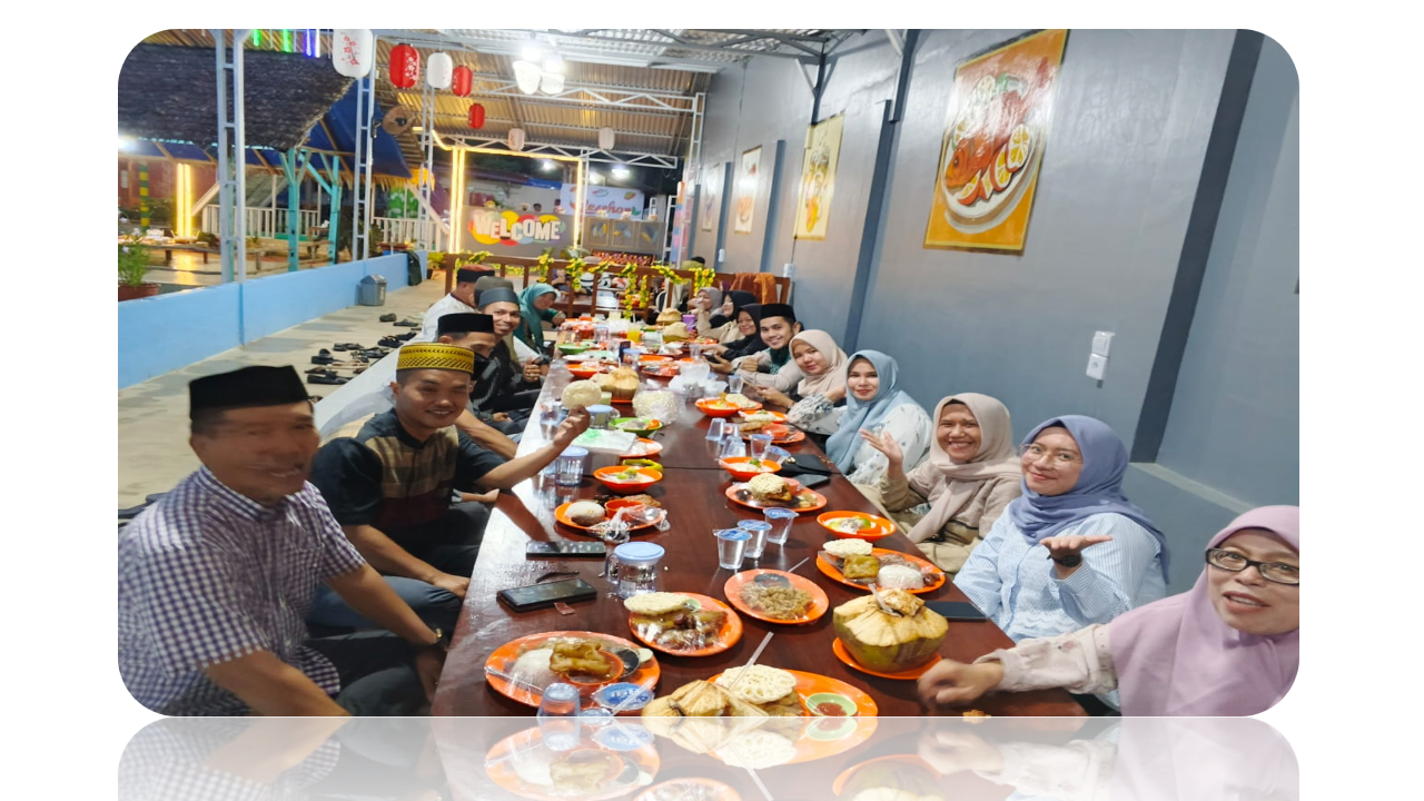 Buka Puasa Bersama : MAN 2 Batang Hari Perkuat Komitmen dan Kebersamaan 