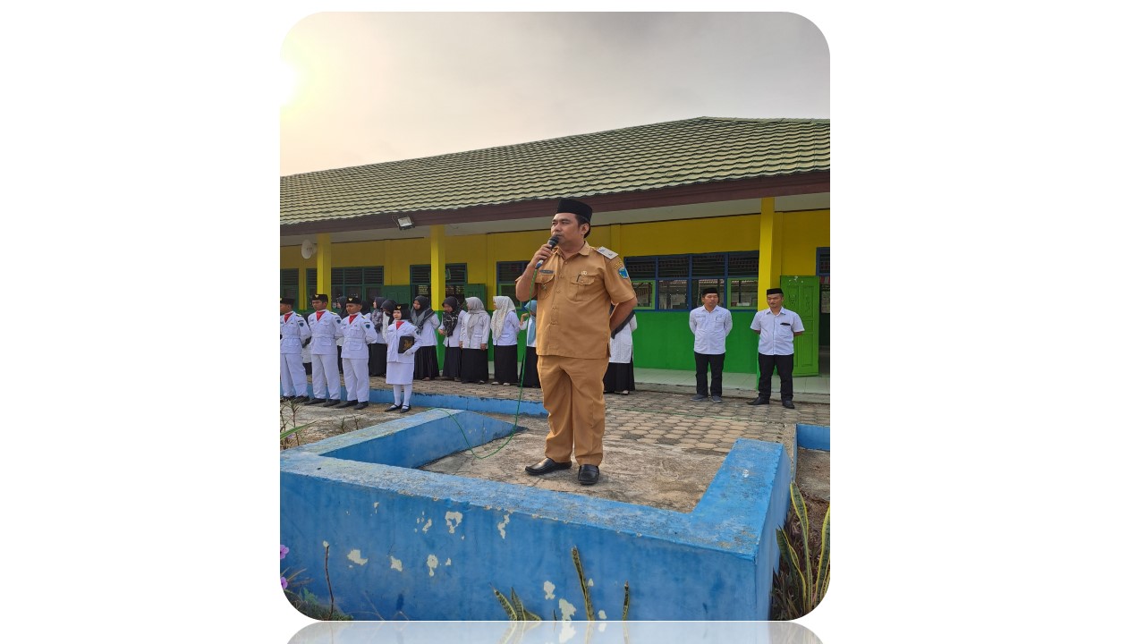 Tidak Tanggung â€“ Tanggung, Kepala MAN 2 Batang Hari Undang Kades Jadi Pembina Upacara